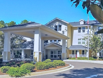 Independent Senior Living Charleston, SC | Holiday Ashley Park